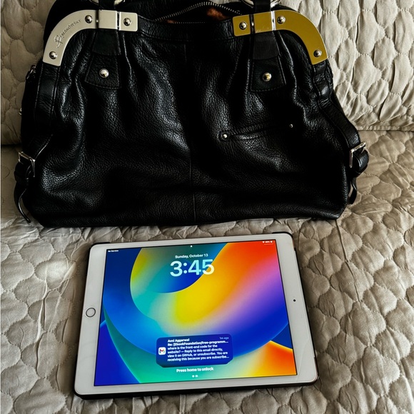 Leather bag - Picture 9 of 11